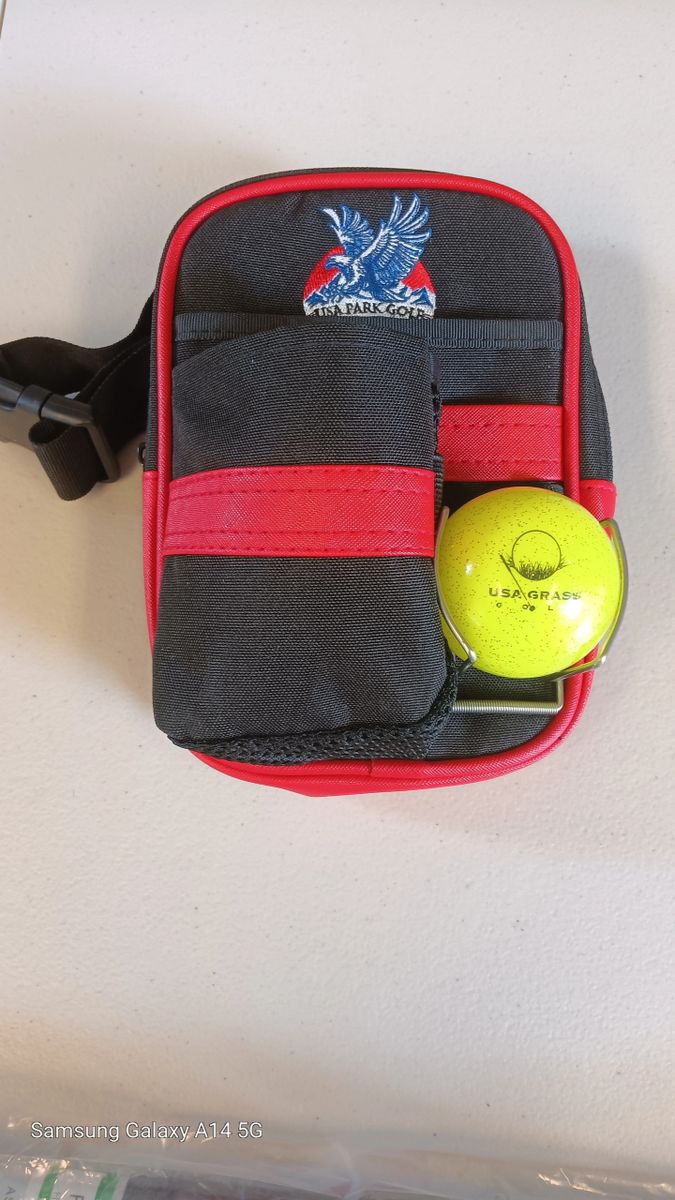 USA Park Golf Carrying Case with added ball holders